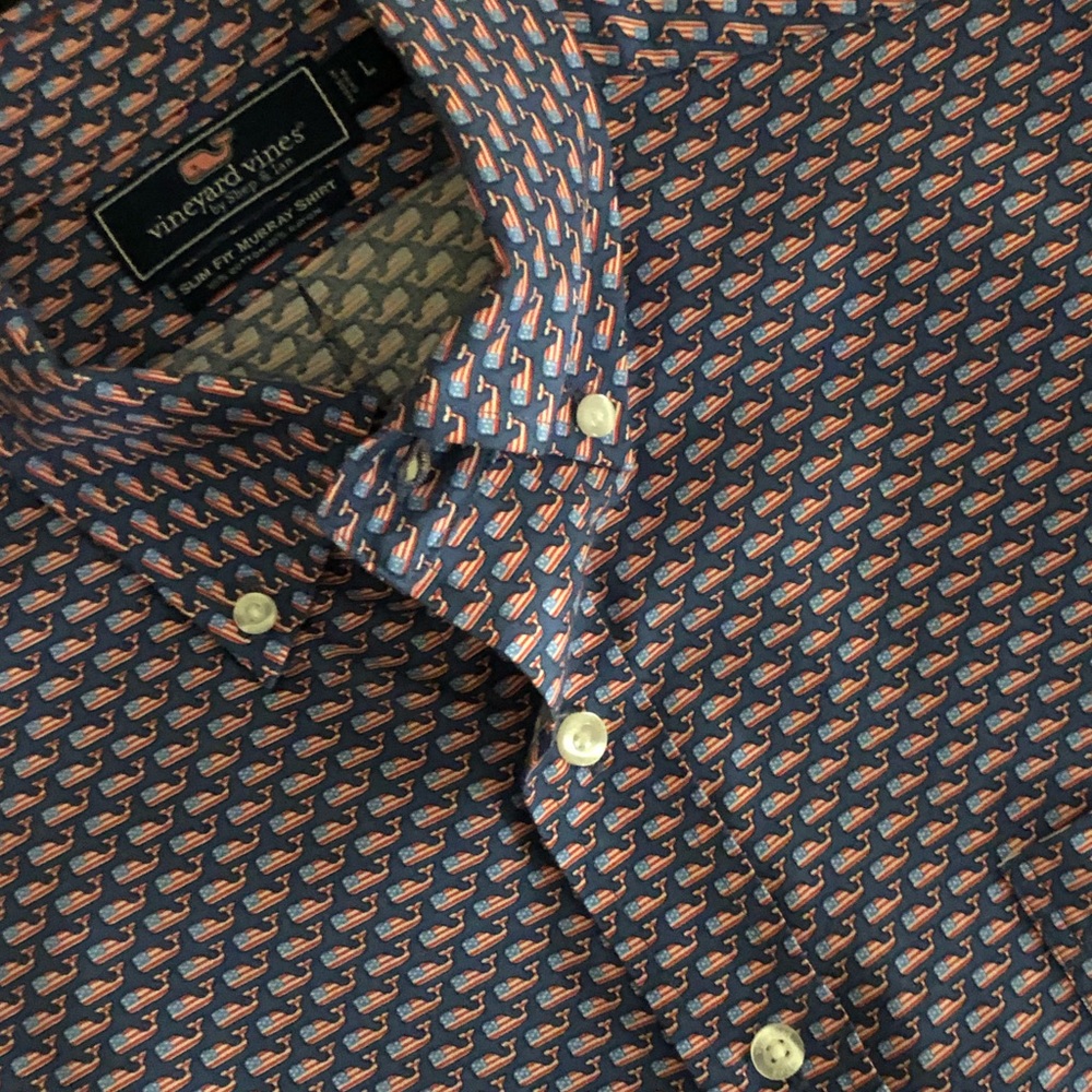 Vineyard Vines - USA Whale SS Shirt - Men’s L